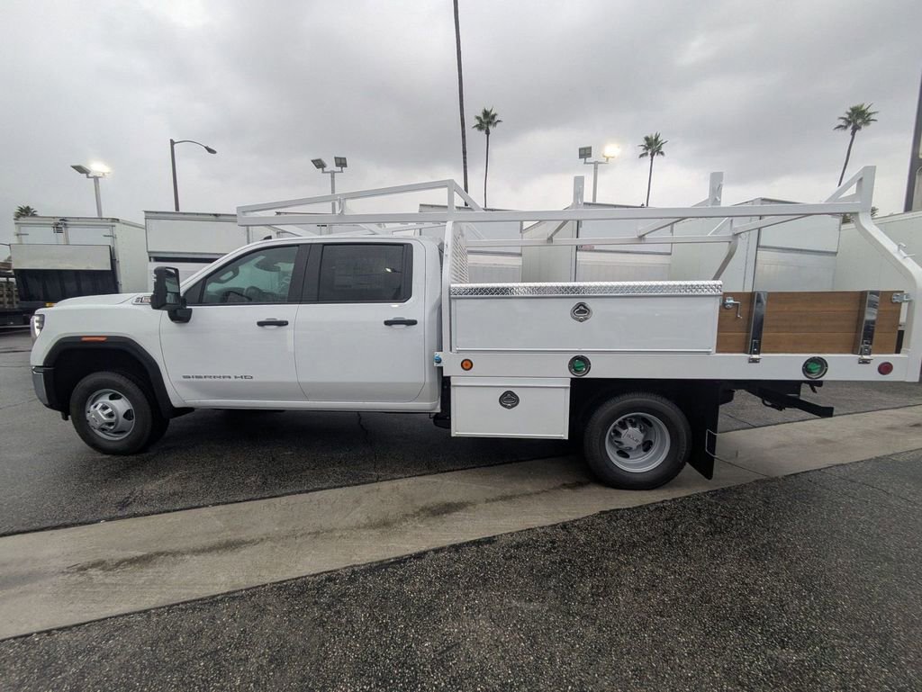 New 2026 GMC Sierra 3500 Pro w/ Convenience Package image 9