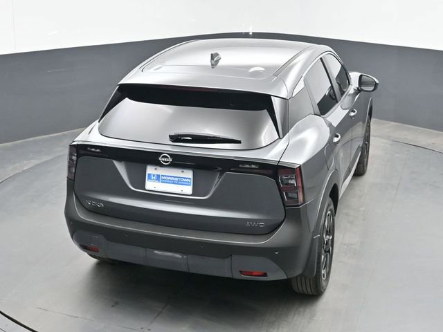 Used 2025 Nissan Kicks SV AWD/4WD image 36