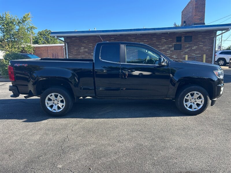 Used 2020 Chevrolet Colorado LT w/ LT Convenience Package AWD/4WD image 2