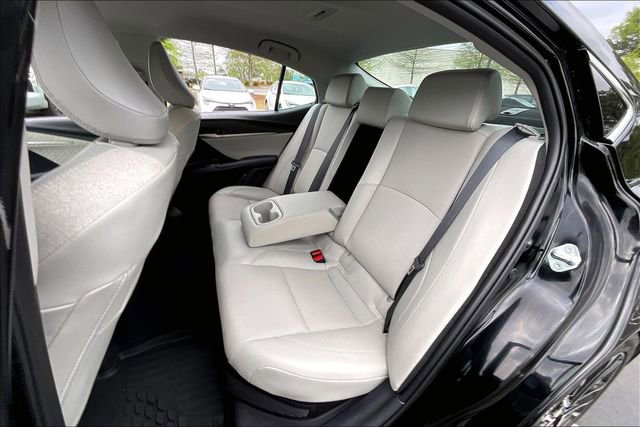 Used 2025 Toyota Camry XLE AWD/4WD image 26