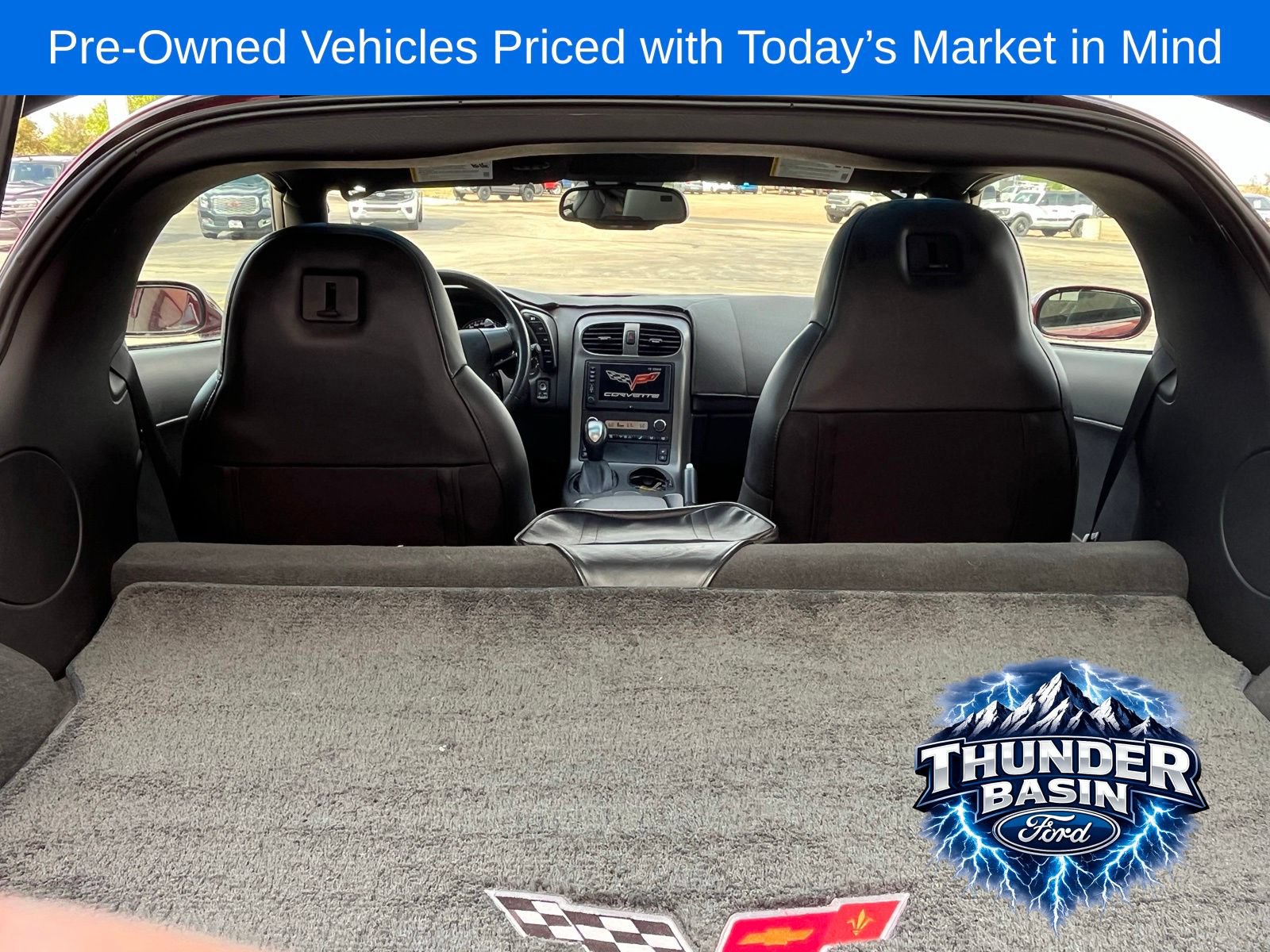 Used 2006 Chevrolet Corvette Coupe w/ Preferred Equipment Group RWD image 8