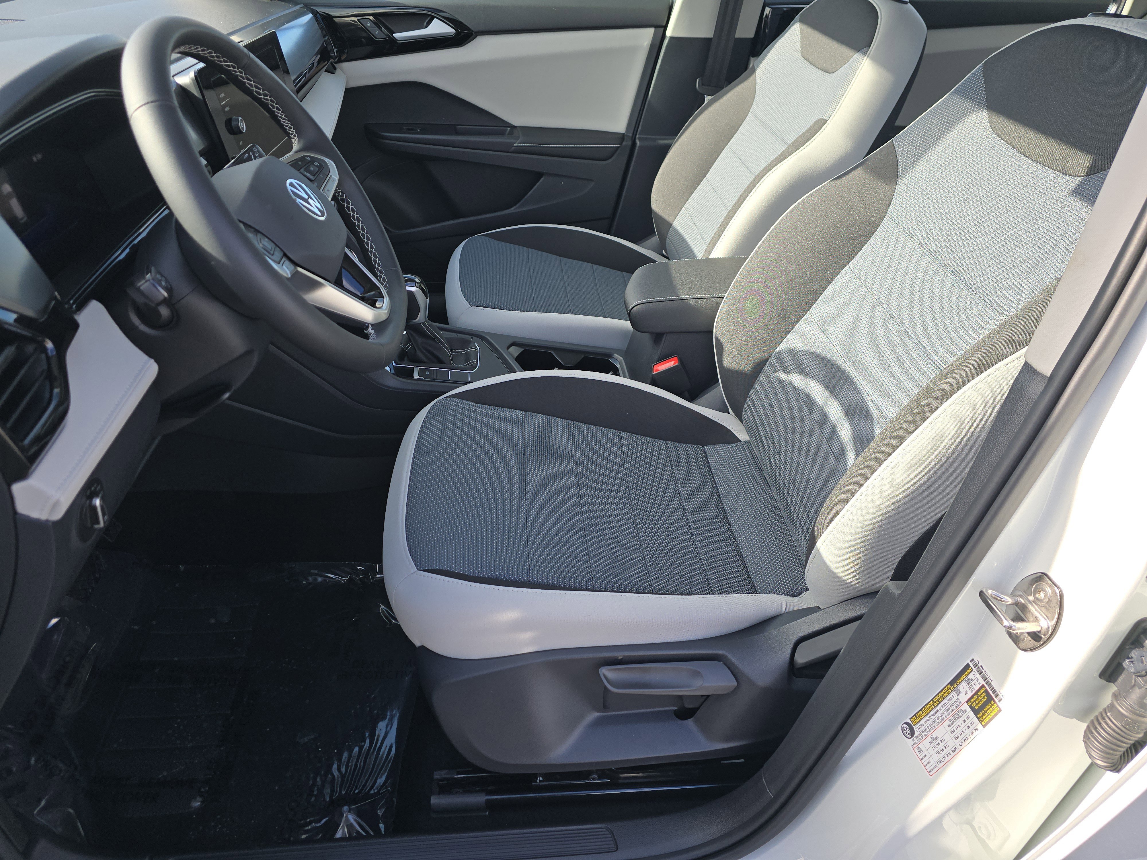 New 2026 Volkswagen Taos S image 16