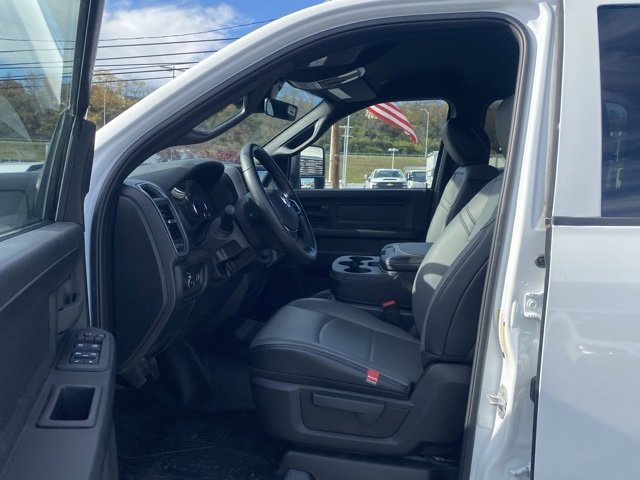 New 2026 RAM 5500 Tradesman w/ Chrome Appearance Group image 14