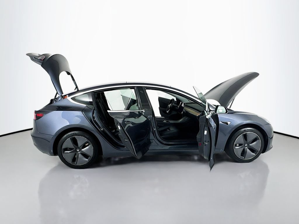 Used 2018 Tesla Model 3 Mid Range RWD image 30
