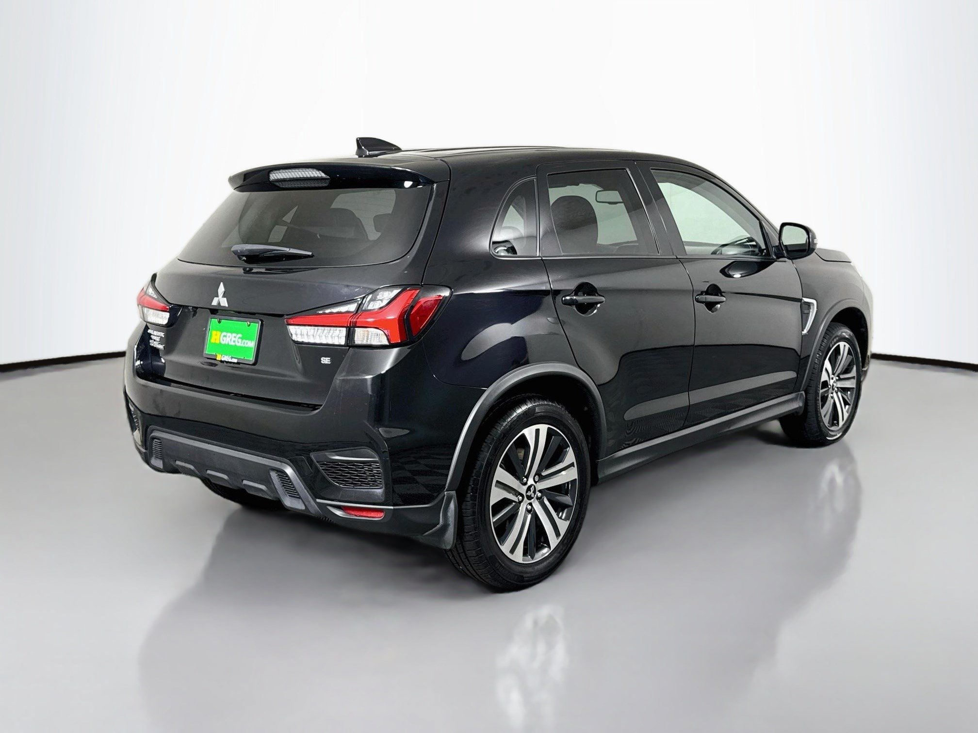 Used 2022 Mitsubishi Outlander Sport SE FWD image 10