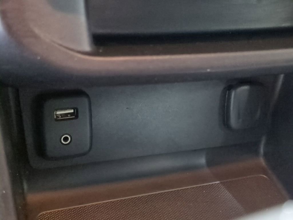 Used 2016 GMC Canyon SLE w/ Nightfall Edition image 42