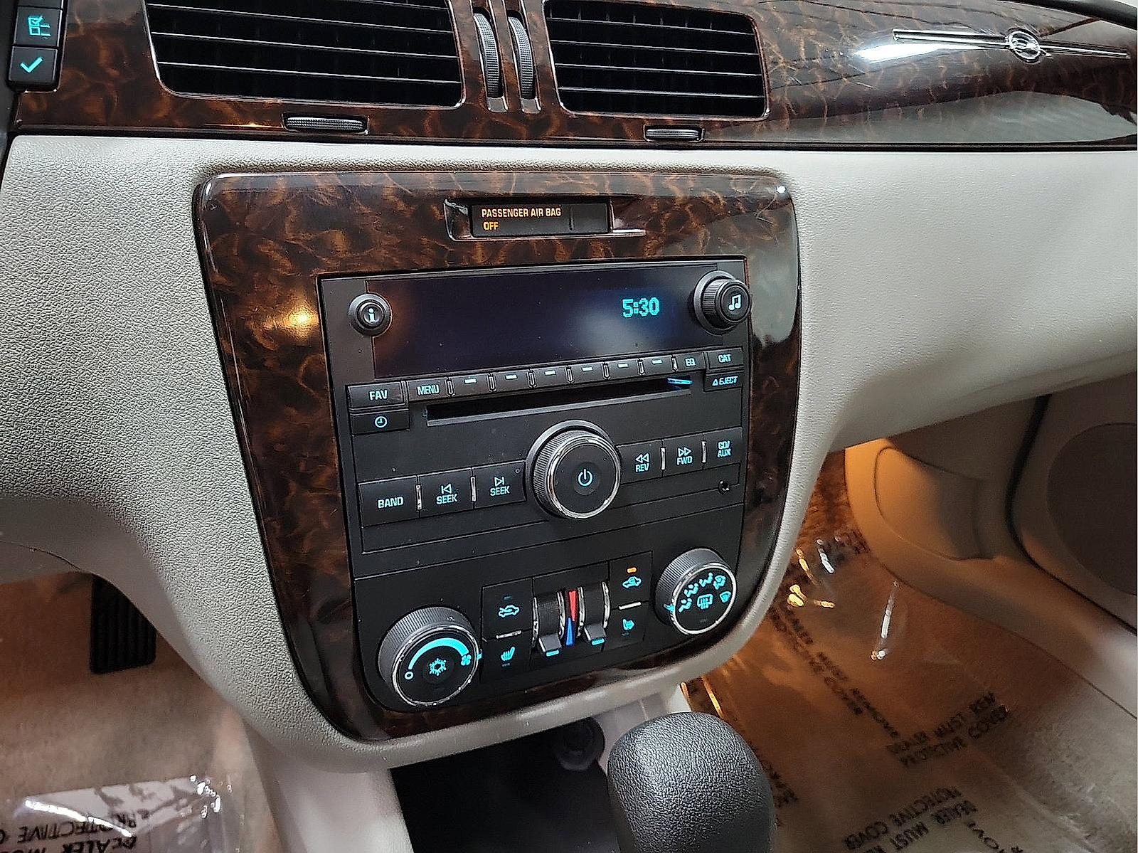 Used 2016 Chevrolet Impala LTZ FWD image 19