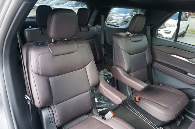 New 2026 Ford Explorer Platinum RWD image 13