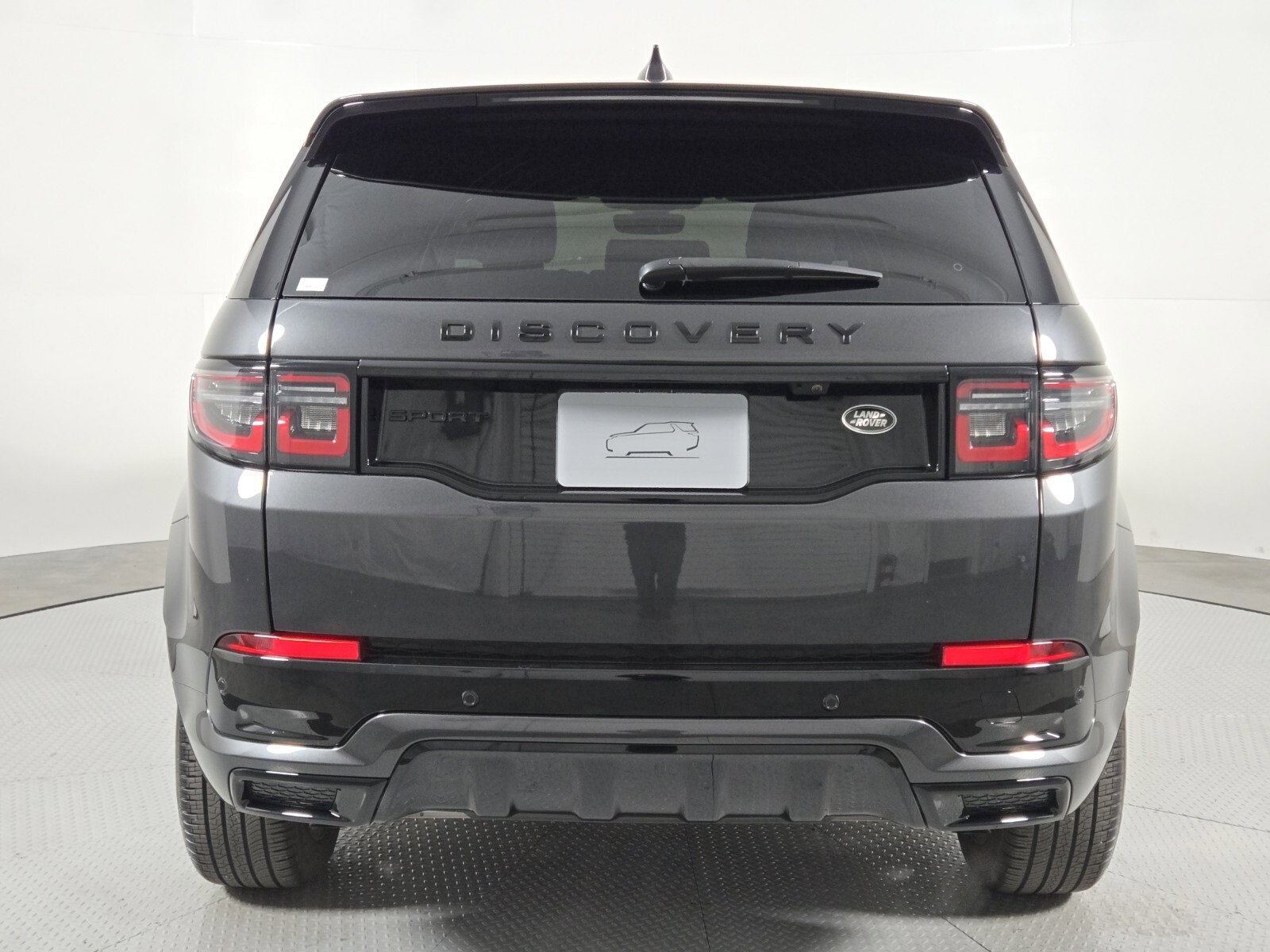 Used 2023 Land Rover Discovery Sport S R-Dynamic image 6