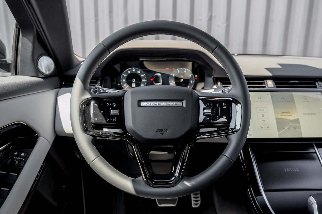 New 2026 Land Rover Range Rover Evoque Hoxton AWD/4WD image 19