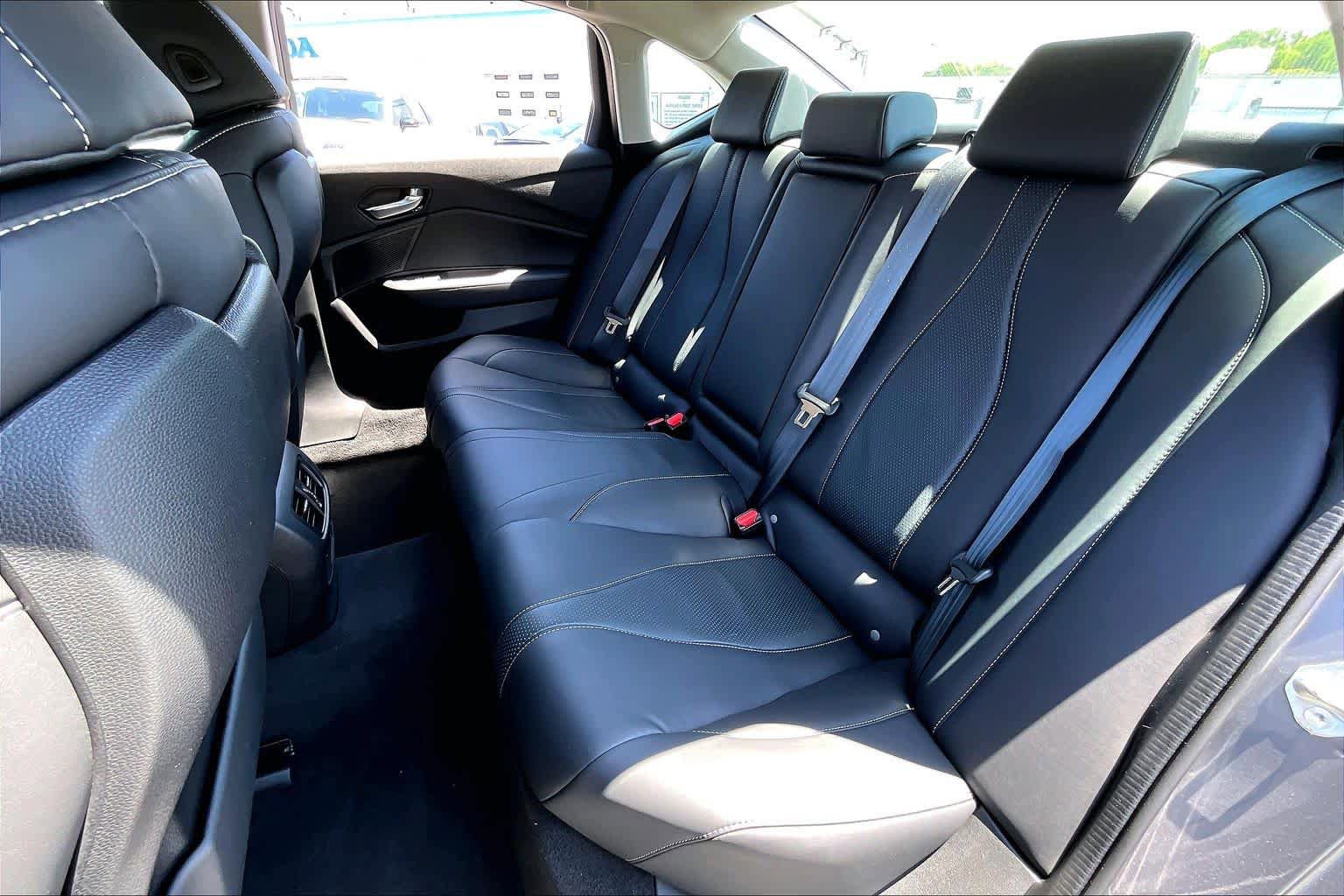 Used 2025 Acura TLX w/ Technology Package FWD image 19