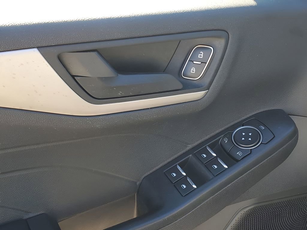 Used 2022 Ford Escape S image 42