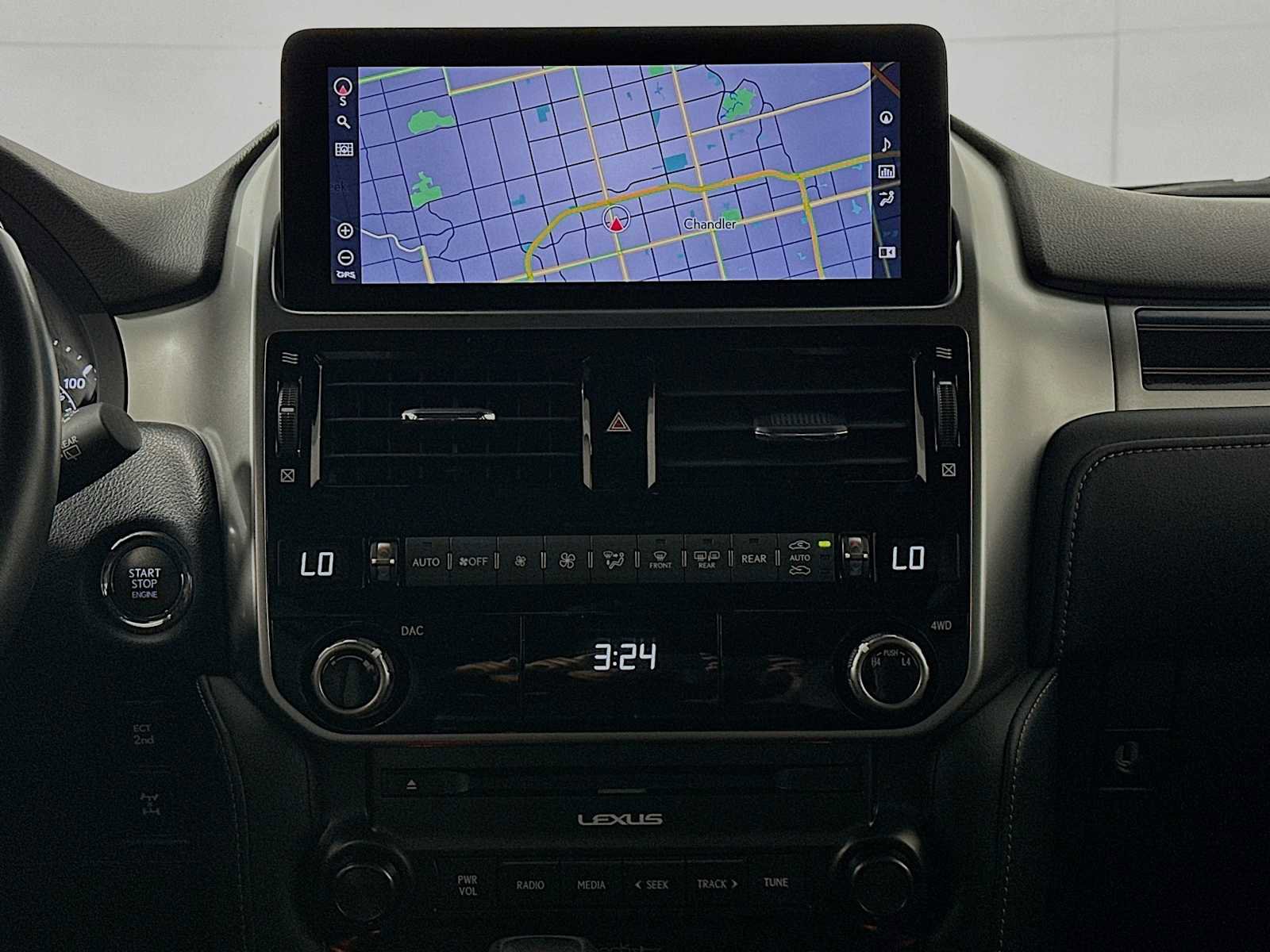 Used 2023 Lexus GX 460 Premium w/ Premium Plus Package AWD/4WD image 16