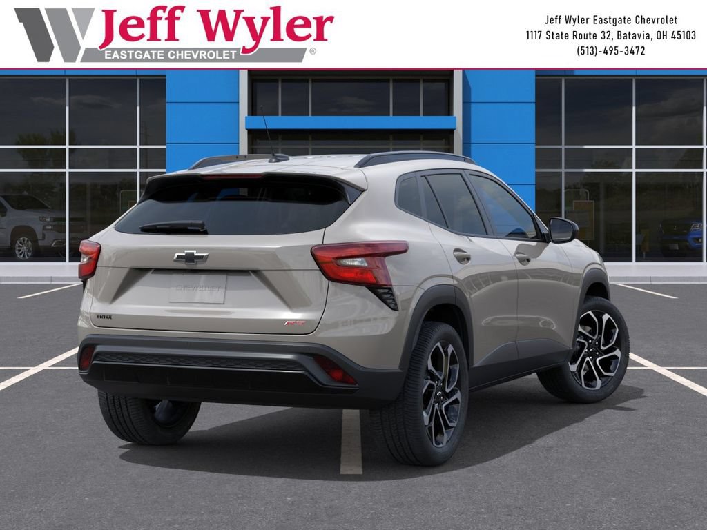 New 2026 Chevrolet Trax RS w/ Sunroof Package FWD image 4