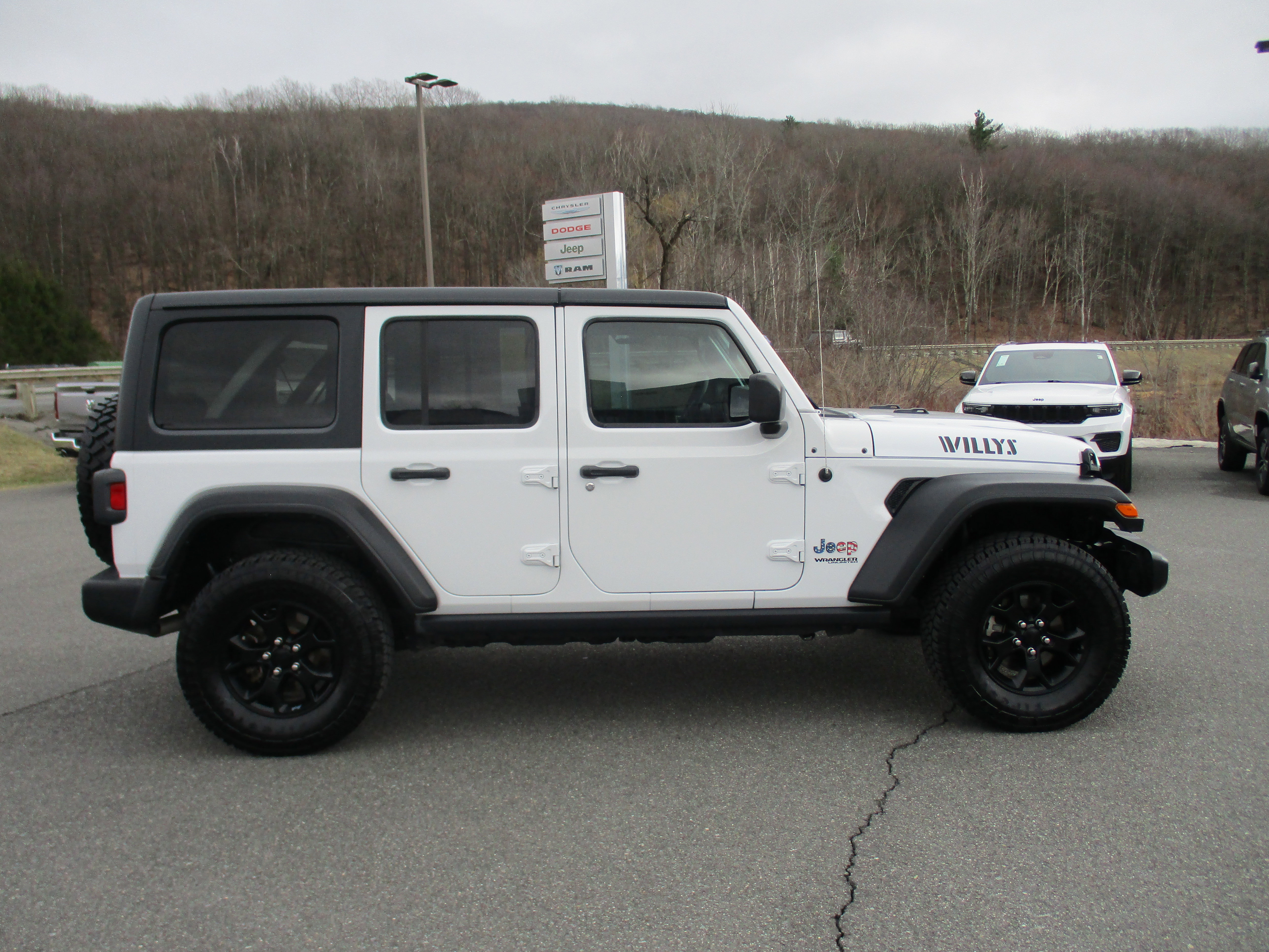 Certified 2021 Jeep Wrangler Unlimited Sport image 4