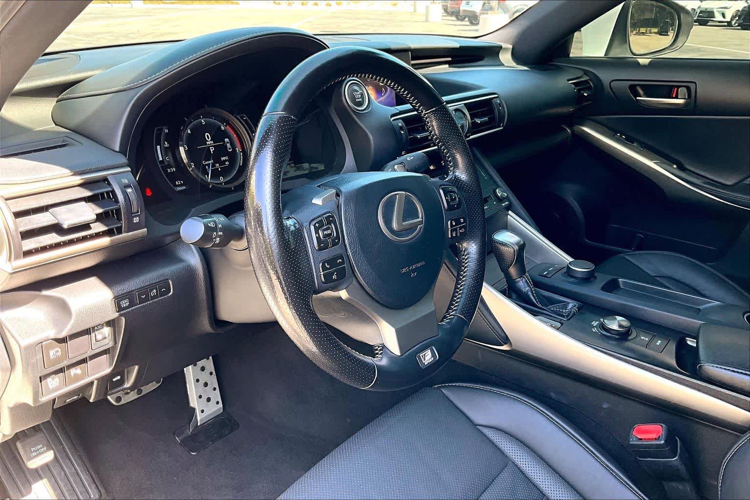 Used 2020 Lexus IS 300 F Sport w/ F Sport Package RWD image 16