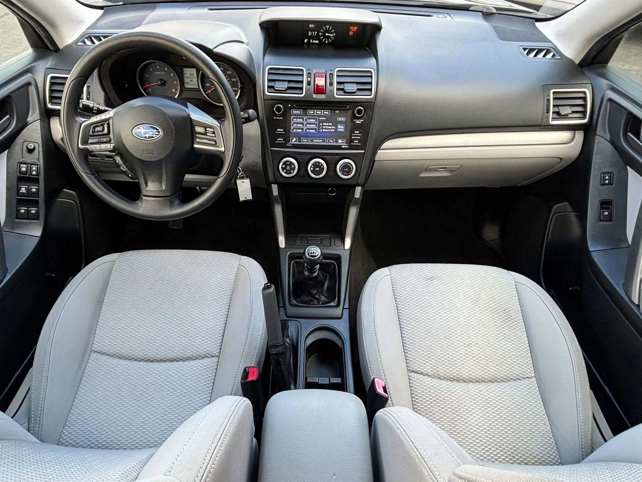 Used 2016 Subaru Forester 2.5i image 27