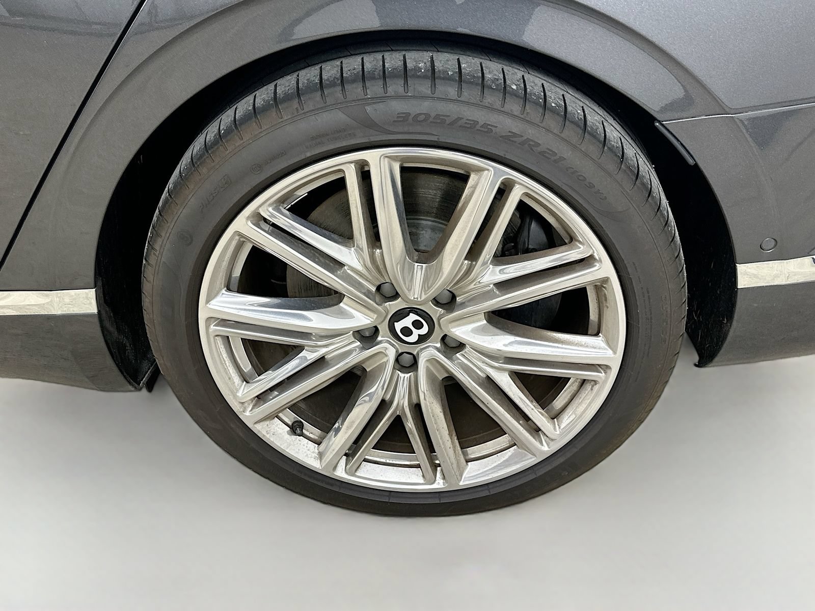 Used 2022 Bentley Flying Spur V8 AWD/4WD image 57