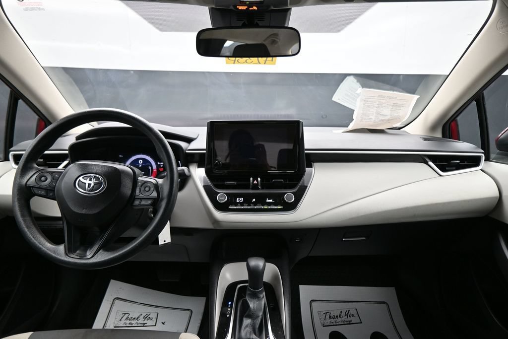 Used 2026 Toyota Corolla LE FWD image 12