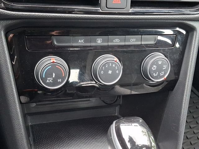 Certified 2024 Volkswagen Taos S FWD image 15