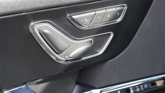 Used 2020 Lincoln Corsair Reserve w/ Equipment Group 201A image 21