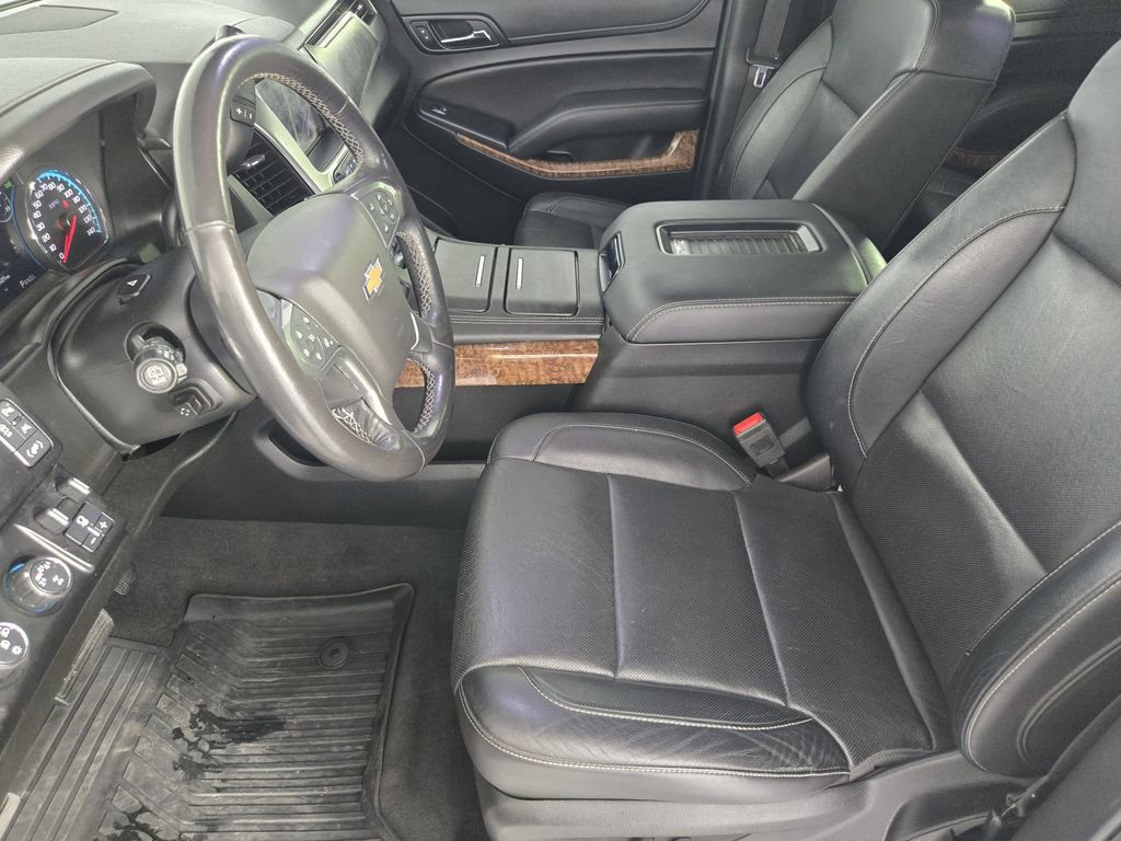 Used 2019 Chevrolet Suburban Premier image 15