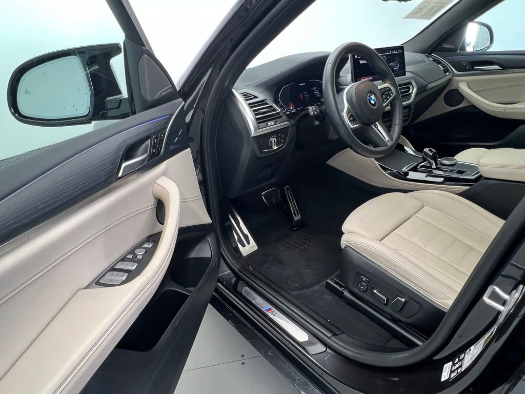 Certified 2024 BMW X4 M40i w/ Premium Package image 22