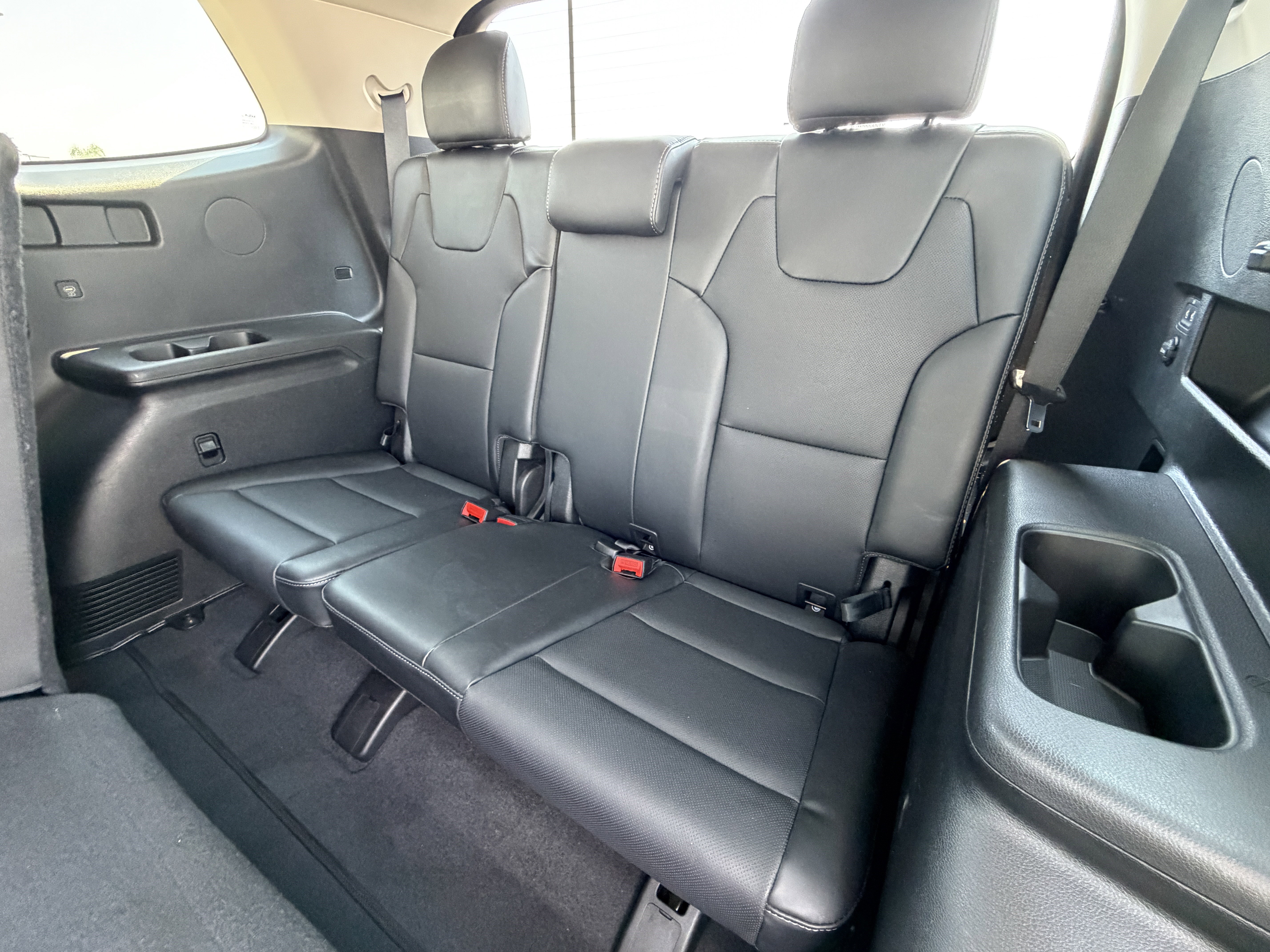 Certified 2024 Kia Telluride LX FWD image 27
