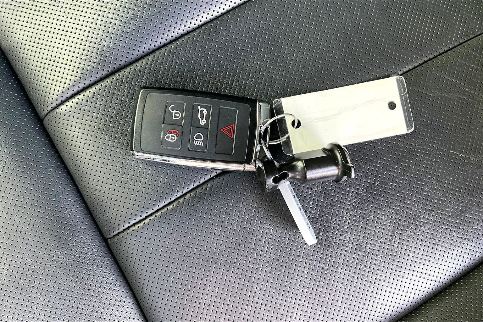 Used 2023 Land Rover Range Rover Sport SE image 11