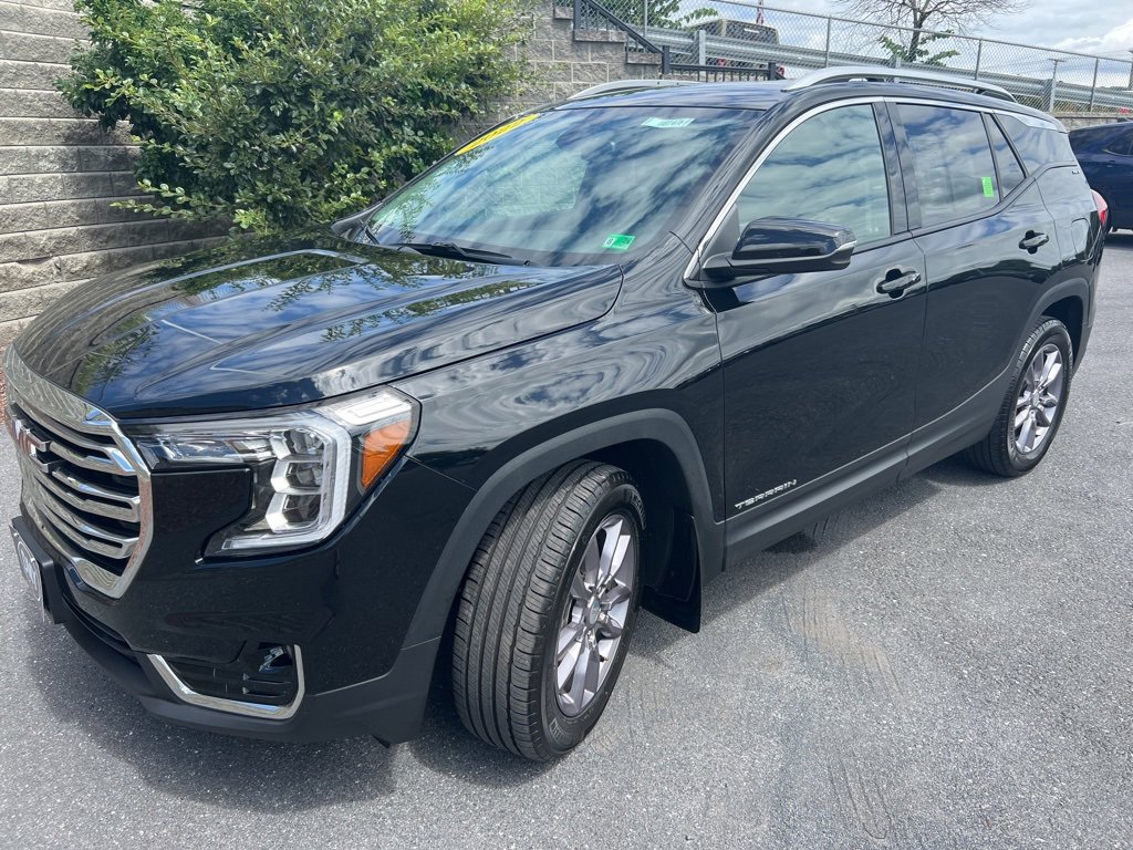 Used 2022 GMC Terrain SLT image 29