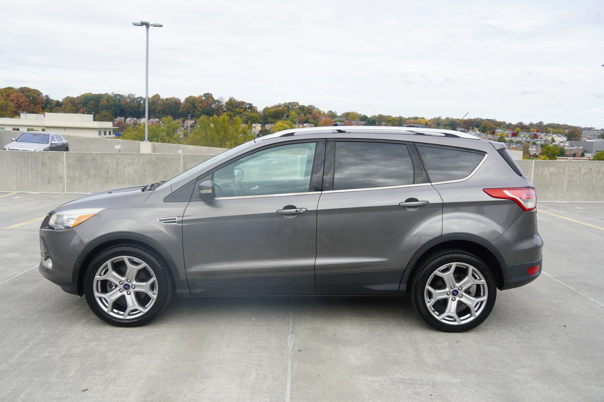 Used 2013 Ford Escape Titanium w/ Parking Technology Pkg image 31