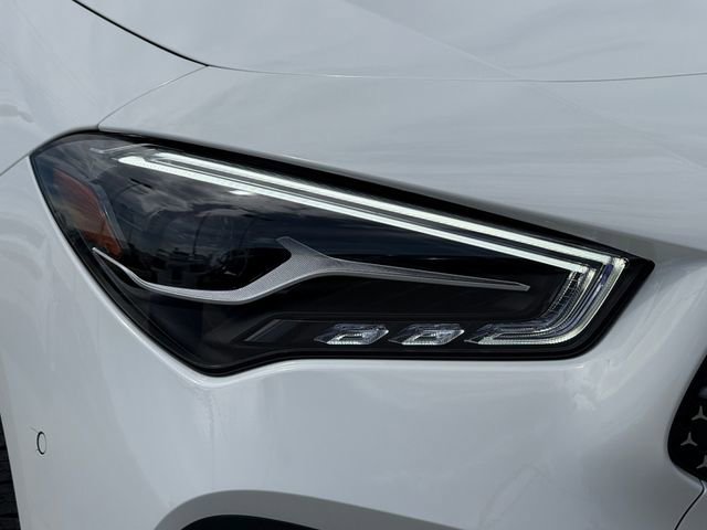 Certified 2025 Mercedes-Benz CLA 250 4MATIC image 38
