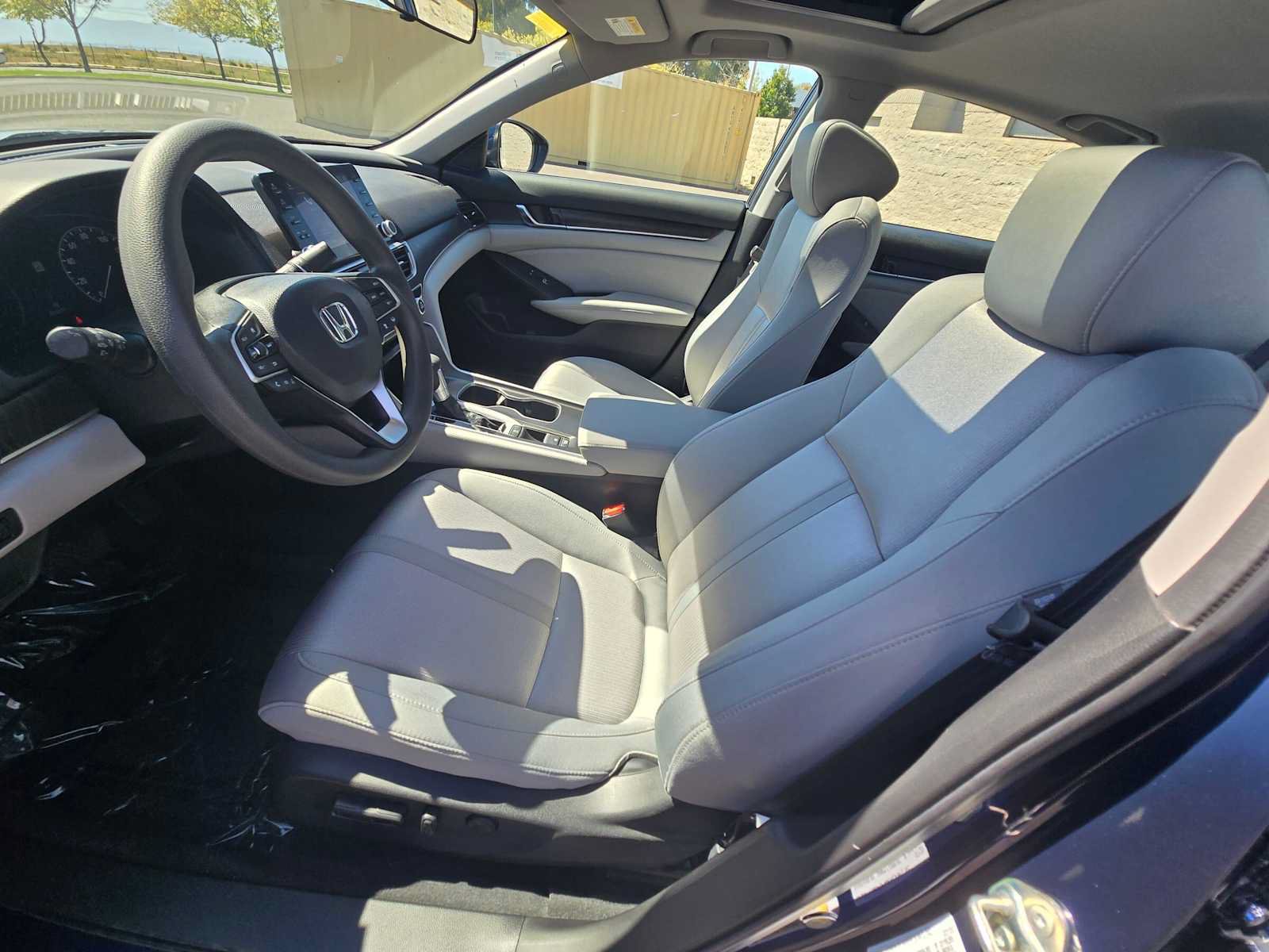 Used 2020 Honda Accord EX image 21