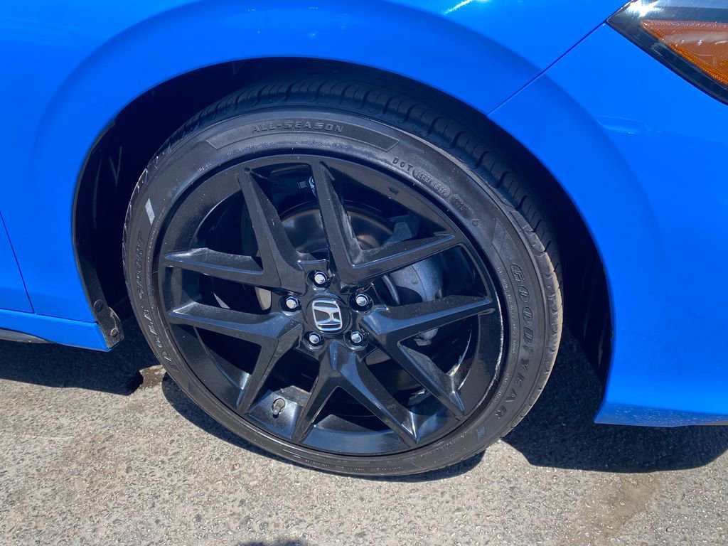 Used 2025 Honda Civic Sport image 29