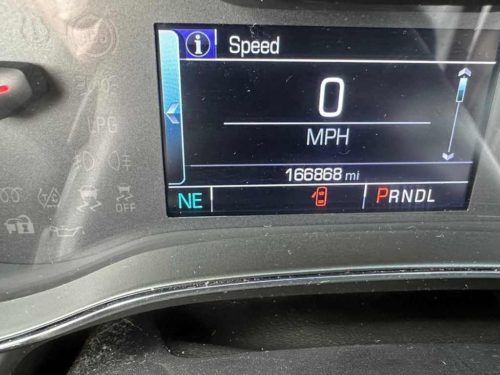 Used 2017 Chevrolet Cruze Premier FWD image 18