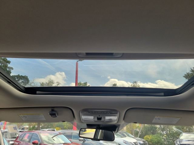 Used 2022 Kia Telluride EX w/ EX Premium Package image 17