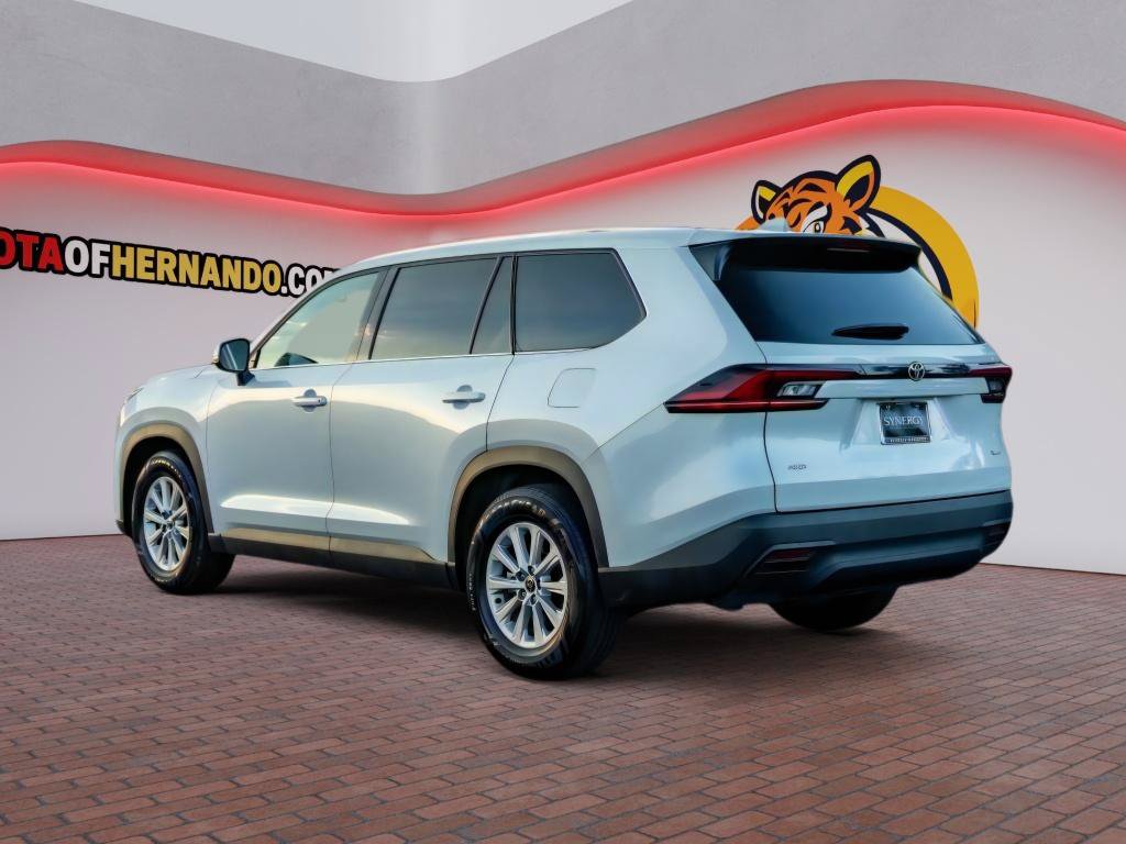 Used 2025 Toyota Grand Highlander AWD image 7