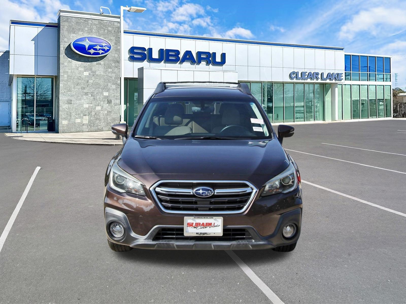 Used 2019 Subaru Outback 2.5i Premium AWD/4WD image 2