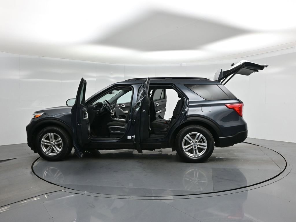 Certified 2022 Ford Explorer XLT image 37