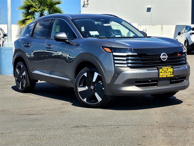 New 2025 Nissan Kicks SR w/ SR Premium Package