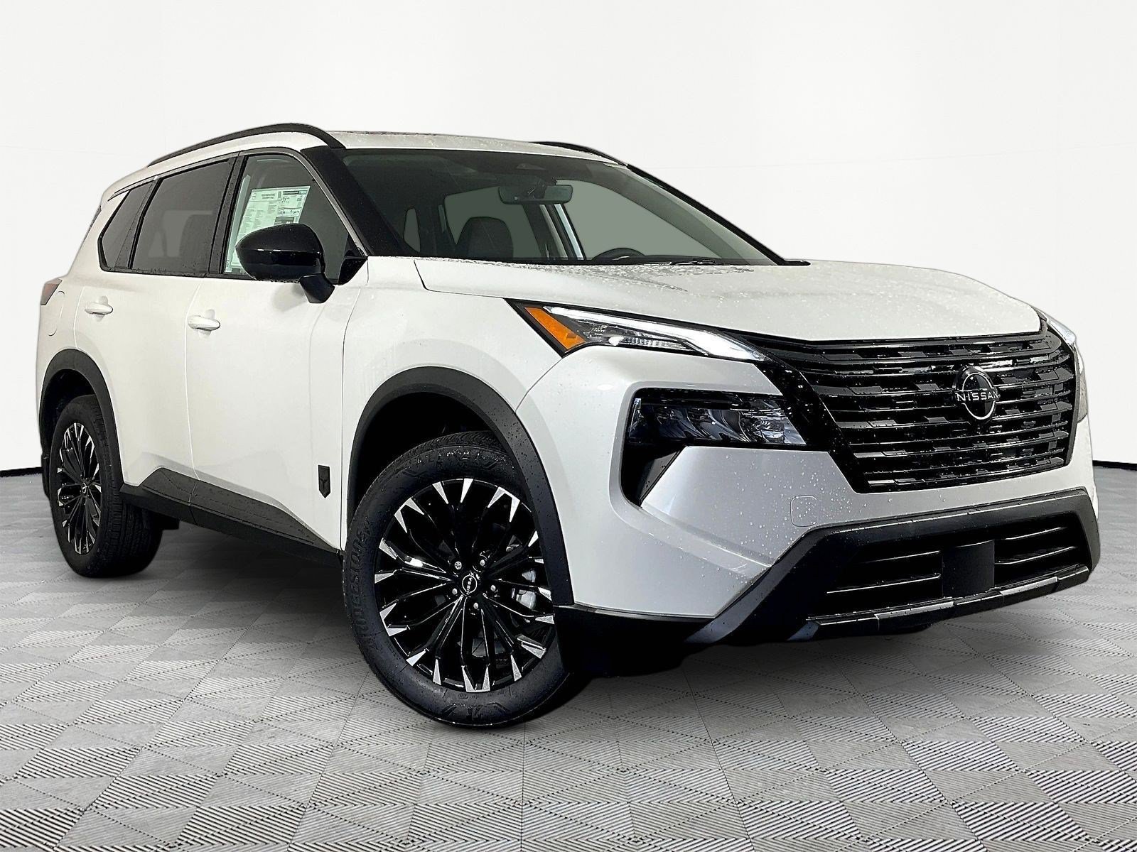 New 2026 Nissan Rogue Dark Armor AWD/4WD image 3