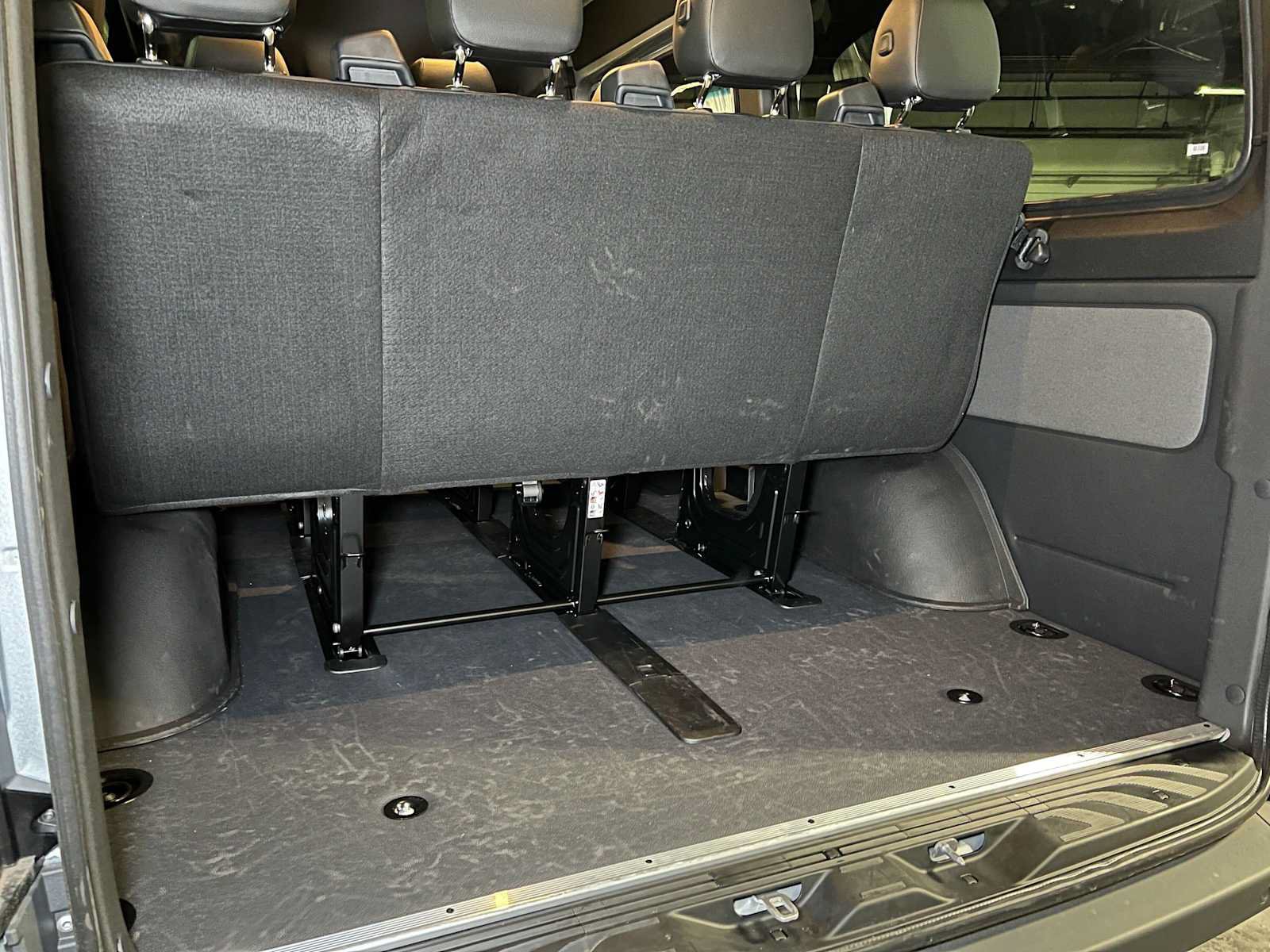 Used 2025 Mercedes-Benz Sprinter 2500 image 18