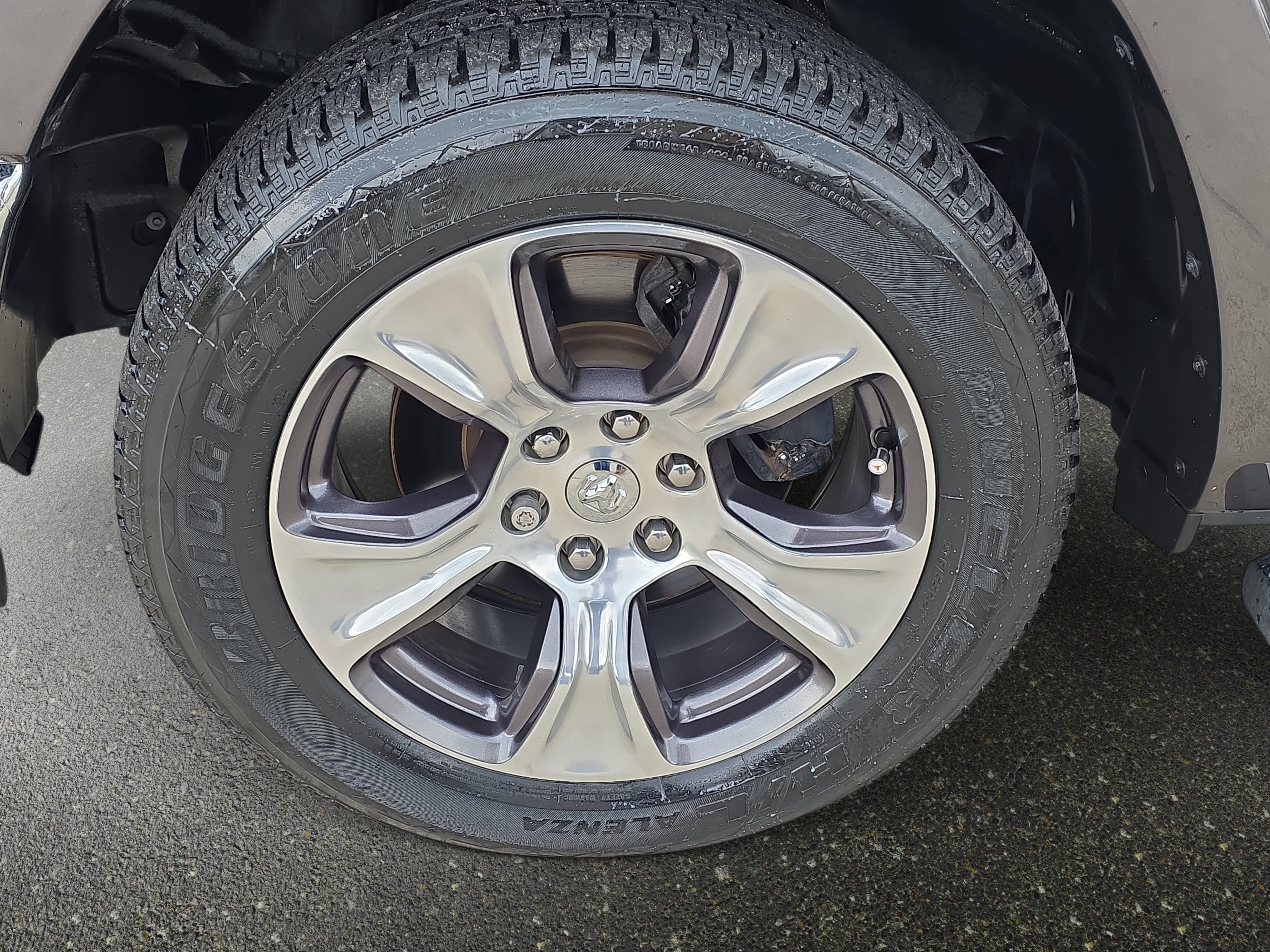 Used 2019 RAM 1500 Laramie AWD/4WD image 33