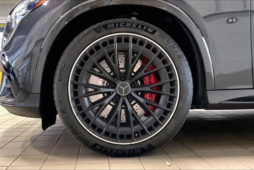 Used 2025 Mercedes-Benz GLC 63 AMG S image 32