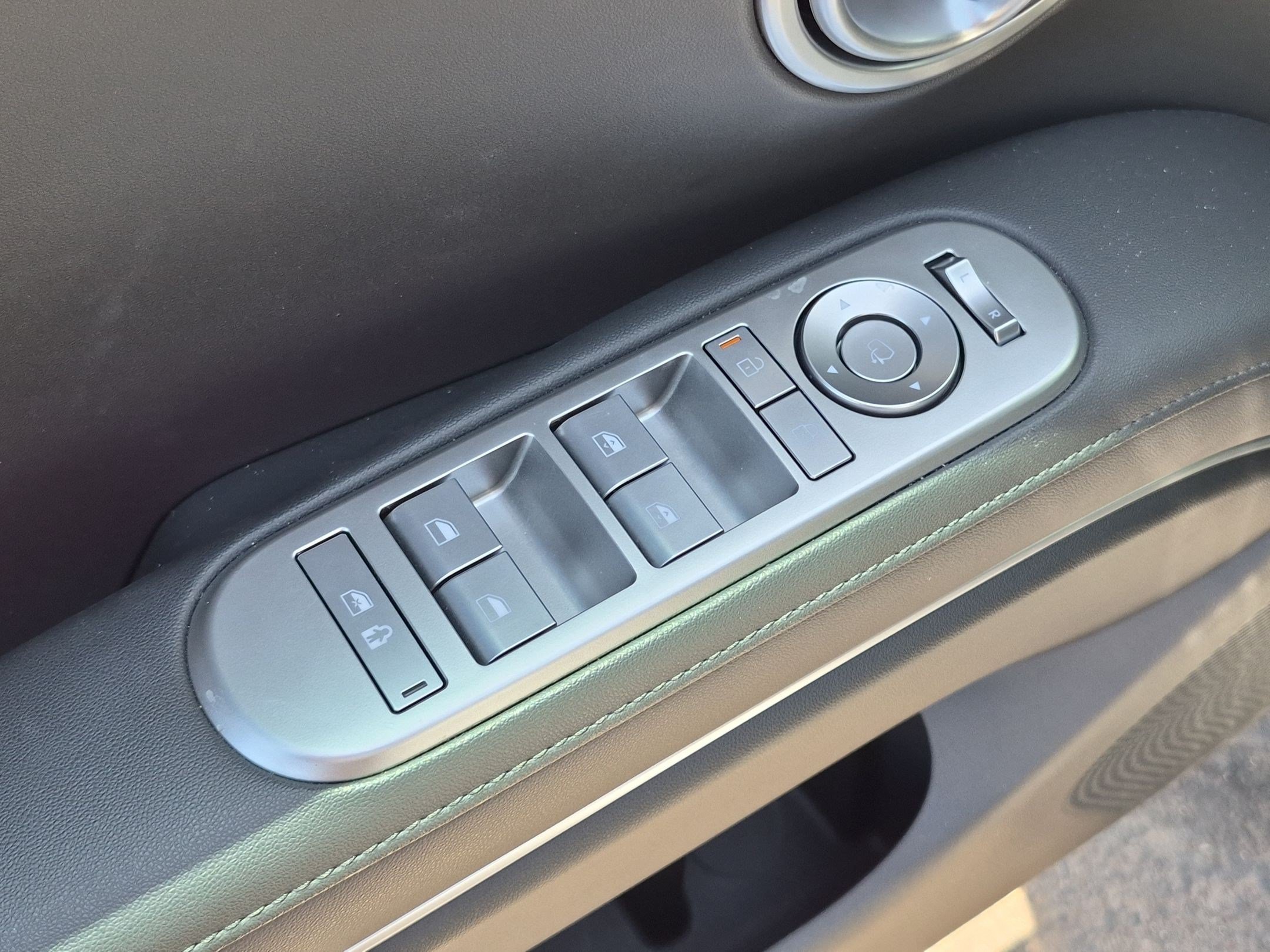Certified 2026 Hyundai Palisade Limited AWD/4WD image 12