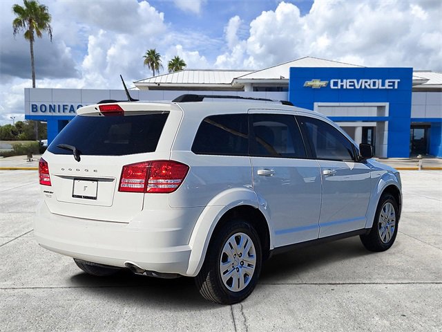 Used 2017 Dodge Journey SE w/ Flexible Seating Group image 4