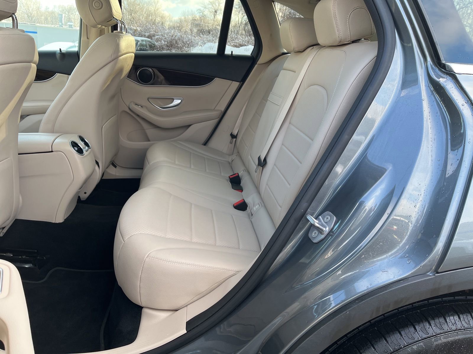 Used 2019 Mercedes-Benz GLC 300 4MATIC image 14