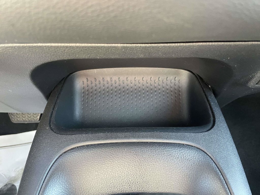 Used 2025 Toyota Corolla LE FWD image 27