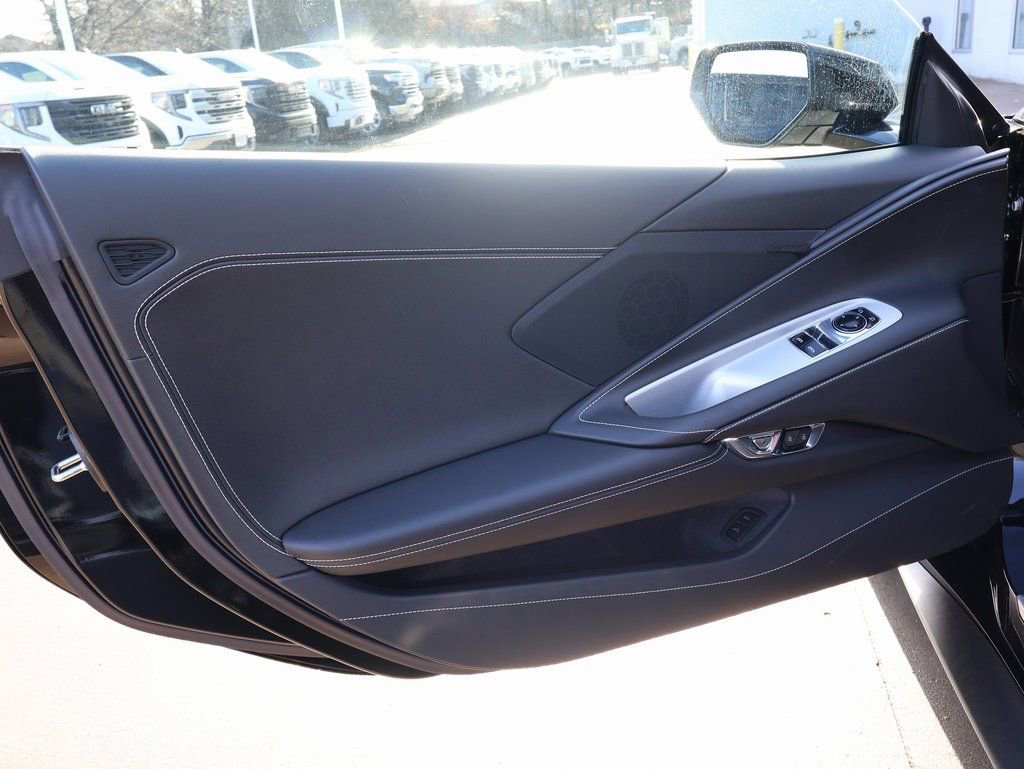New 2026 Chevrolet Corvette Stingray Coupe w/ 1LT RWD image 10