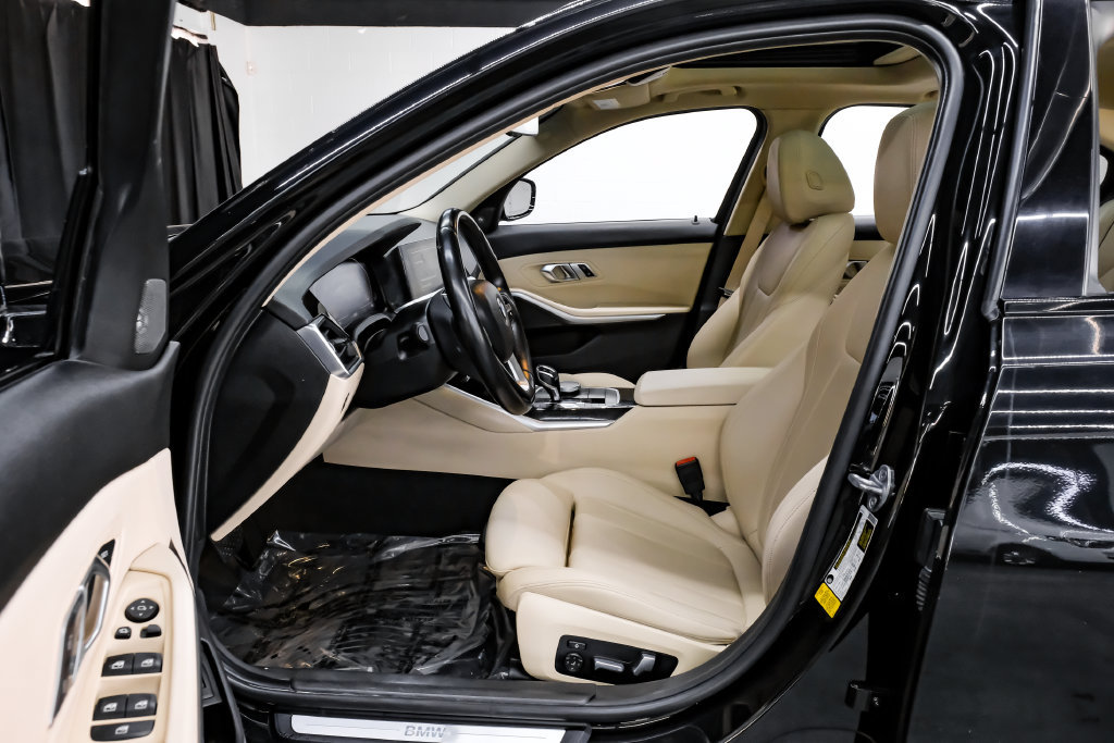 Used 2019 BMW 330i Sedan RWD image 4